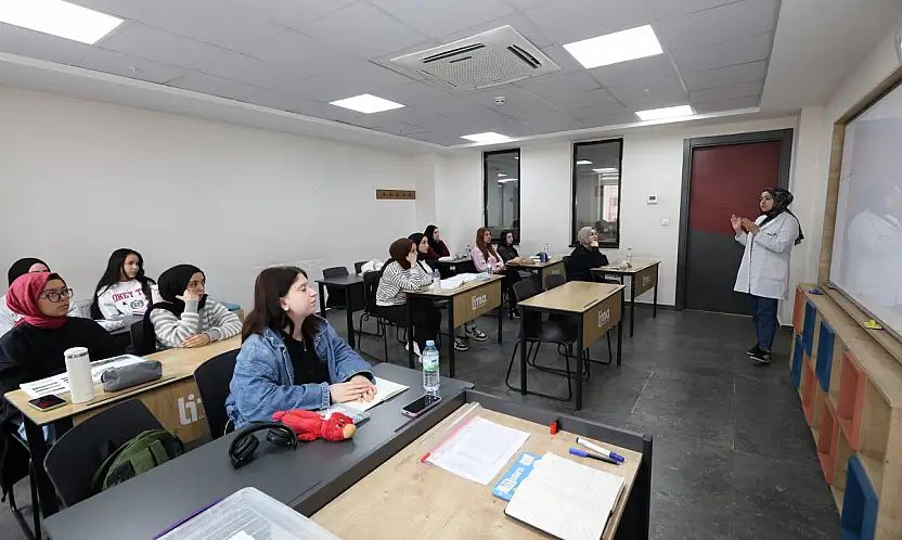 Konya'da gençlere eğitim desteği sürüyor! LİMA'da yeni dönem başladı