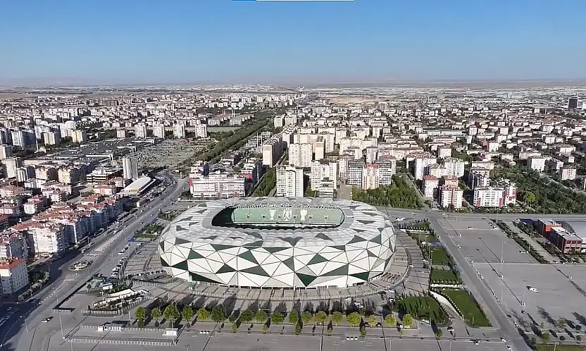 Konya'da maç öncesi stadyuma giden yolda daraltma yapılacak!