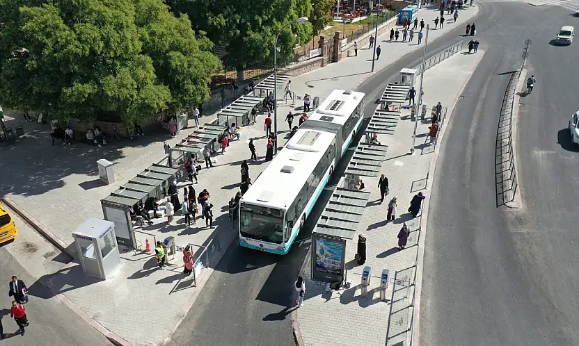 Konya'da o caddeyi kullananlar dikkat: 27 otobüsün güzergahı değişiyor!