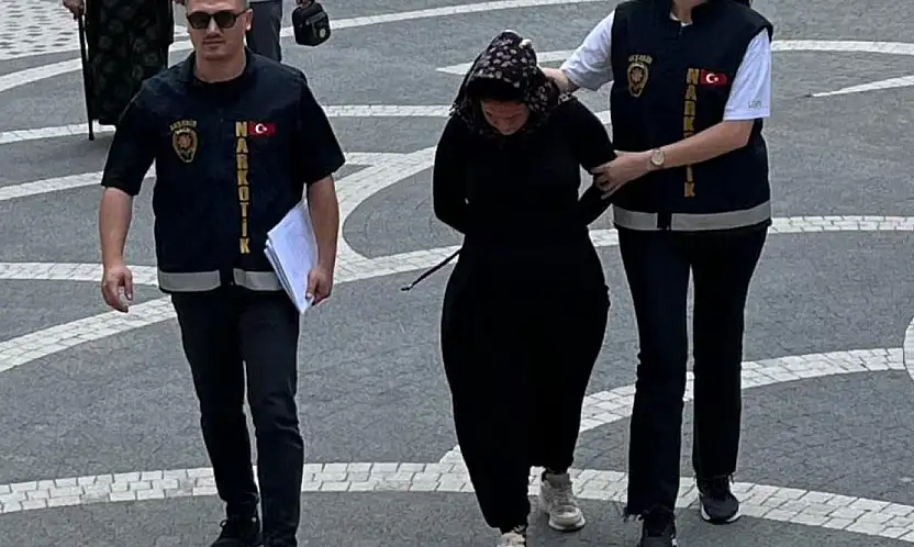Konya'da oğlunu ziyarete giden anne cezaevinden tutuklu çıktı!