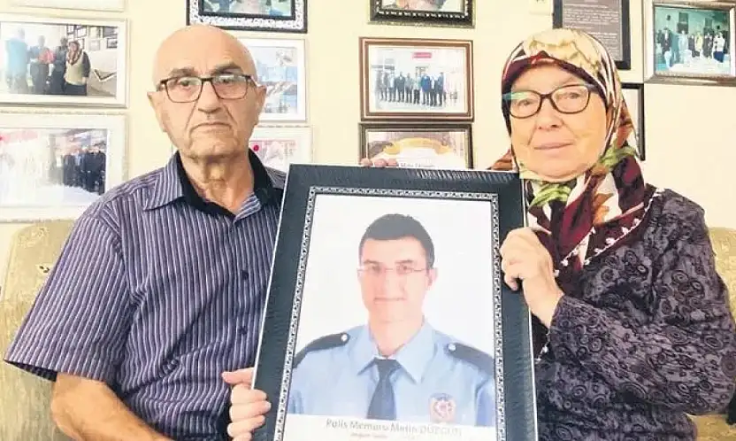 Konya'da şehit ailesinden duygulandıran davranış: Oğullarının maaşıyla öğrencilere burs veriyorlar!