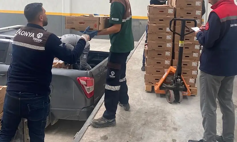 Konya'da skandal: 7 ton tarihi geçmiş tavuk eti ele geçirildi!