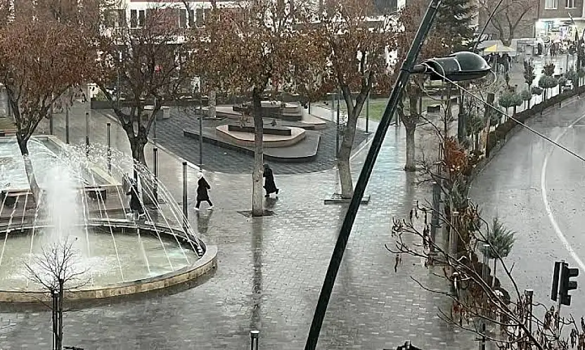 Konya'da yağmur bereketi! 24 saatte rekor yağış: O ilçe zirveye oturdu