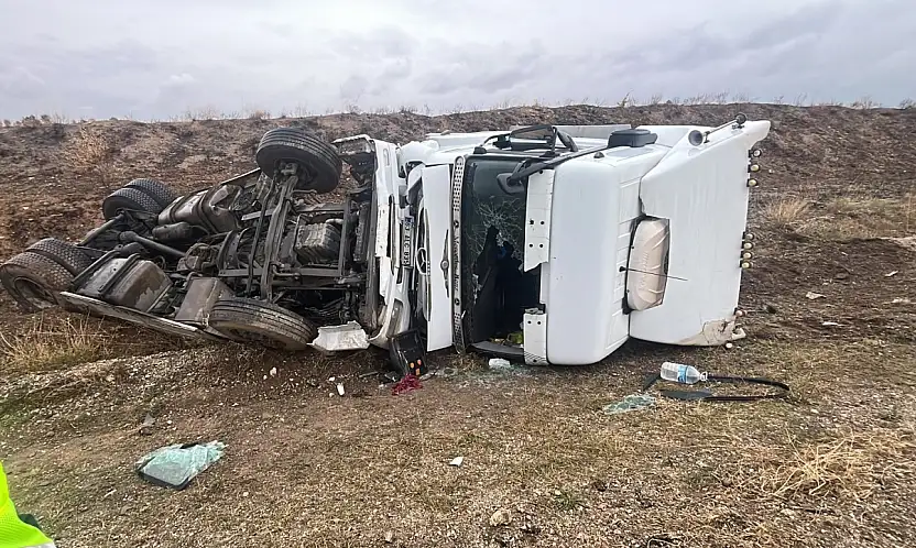 Konya'da yollar savaş alanına döndü! 3 ayrı kazada 6 yaralı