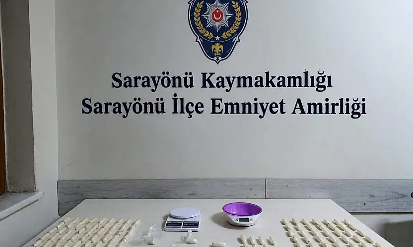 Konya'da zehir tacirlerine filmleri aratmayan operasyon: Midesinde taşımışlar! 