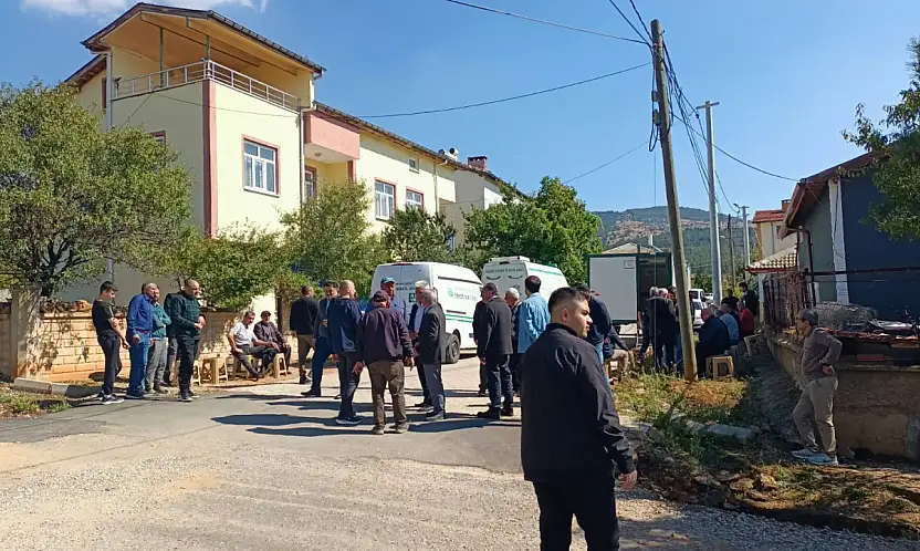 Konya'daki katliam gibi kazada hayatını kaybeden 3 kişi toprağa verildi!