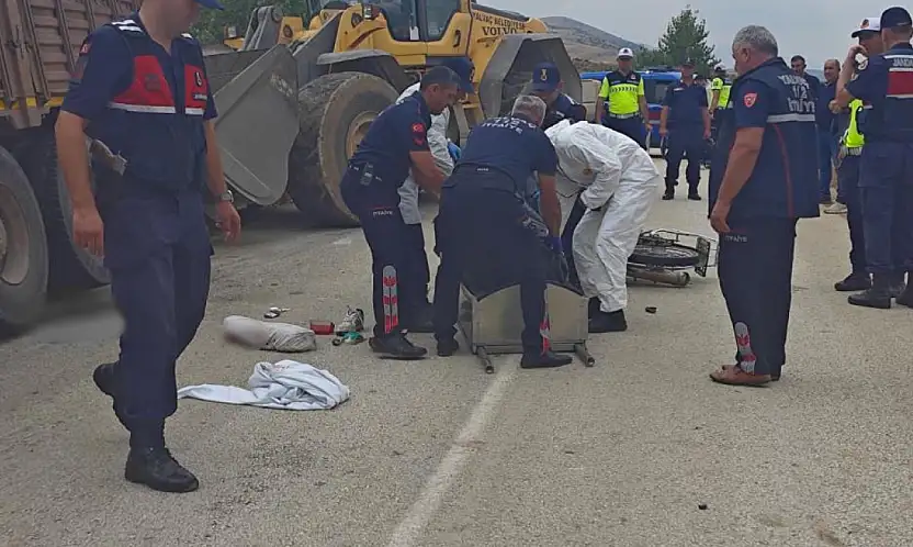 Konya'dan çıkan ilçe belediye aracı kazaya karıştı! Genç sürücü öldü