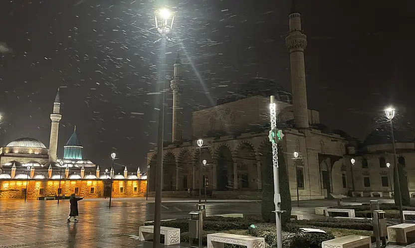 Konya kara kavuştu!