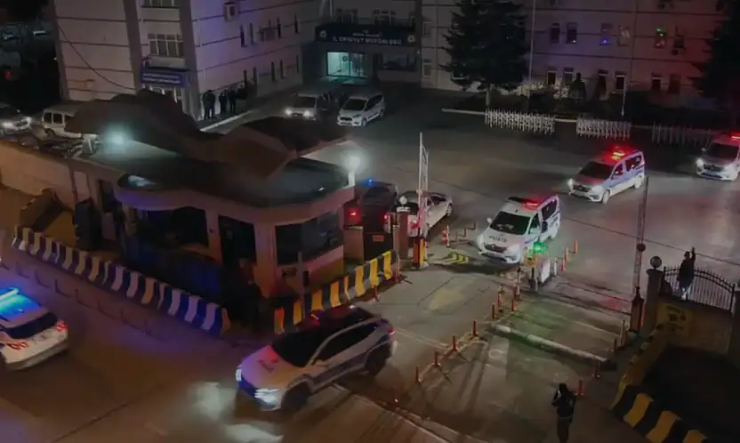 Konya merkezli 24 ilde şafak operasyonu! 48 milyon TL'lik vurgun patladı