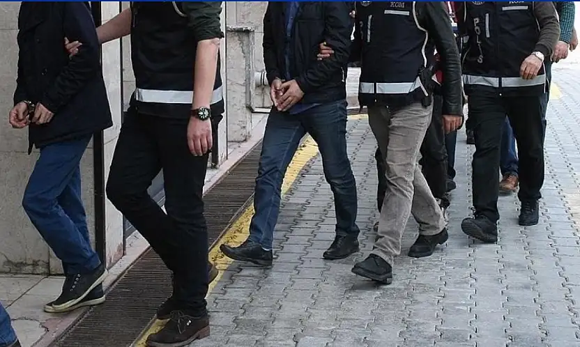 Konya merkezli FETÖ operasyonu! 8 ilde düğmeye basıldı