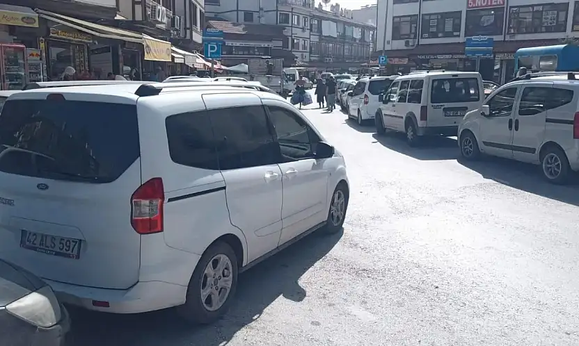 Konya'nın merkezindeki otopark sorunu nasıl çözülecek?