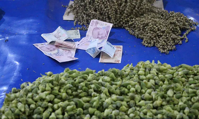 Konya'nın olmazsa olmazı pazarda gramla satılıyor!