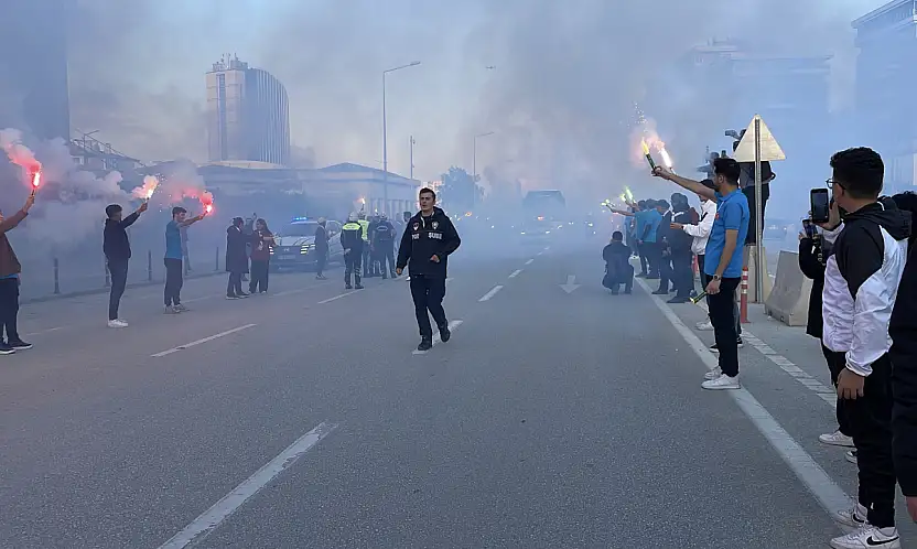 Konyalı taraftarlardan Filistin Milli Takımı'na tam destek!