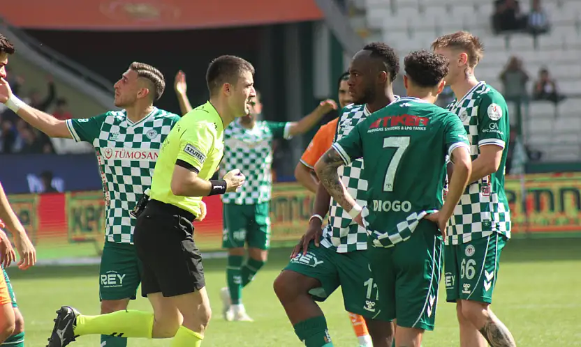 Konyaspor - Başakşehir Maçının VAR Konuşmaları Açıklandı! Ali Şansalan Yine Devrede