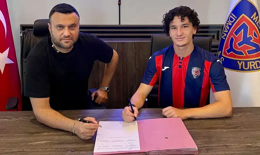 Konyaspor'da ayrılık! 3.Lig ekibine kiralandı
