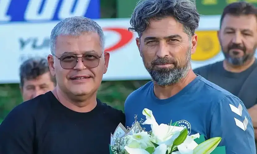 Konyaspor'da Başkan Atiker, Kayacık'a çıkartma yaptı