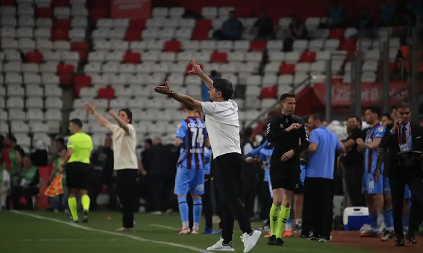 Konyaspor'da İlhan Palut, dev finalin son bölümünde yaşadıklarını anlattı