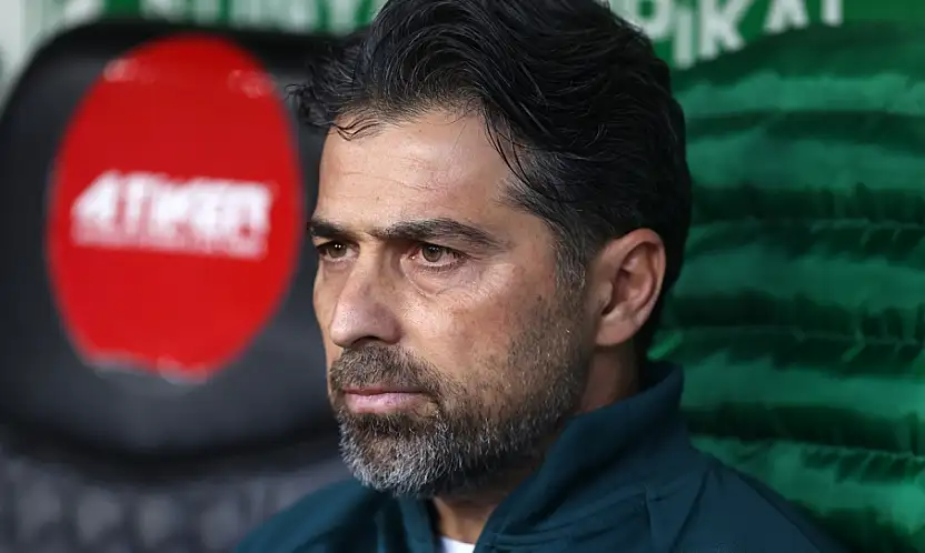 Konyaspor'da İlhan Palut'tan kadro açıklaması!