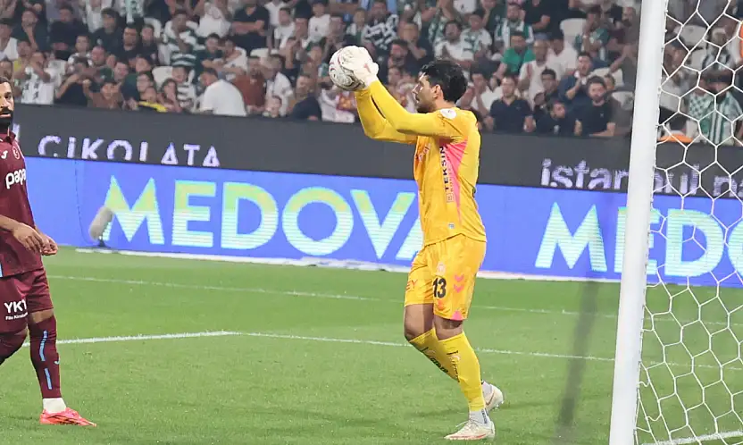 Konyaspor'da kaleci Bahadır haftalar sonra elen galibiyeti değerlendirdi