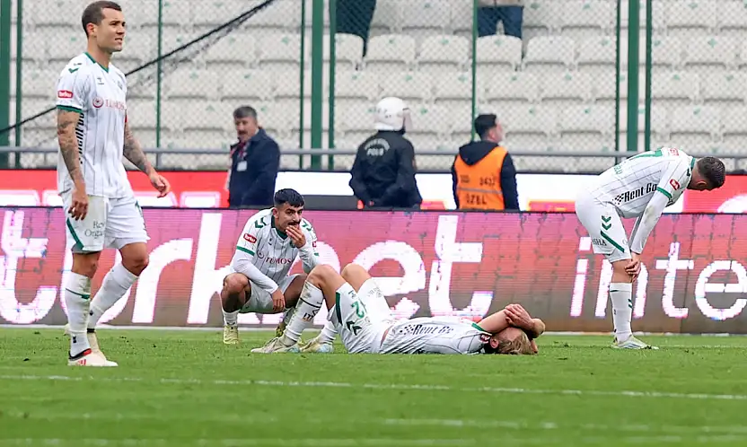 Konyaspor, ilk devreyi 13.sırada noktaladı