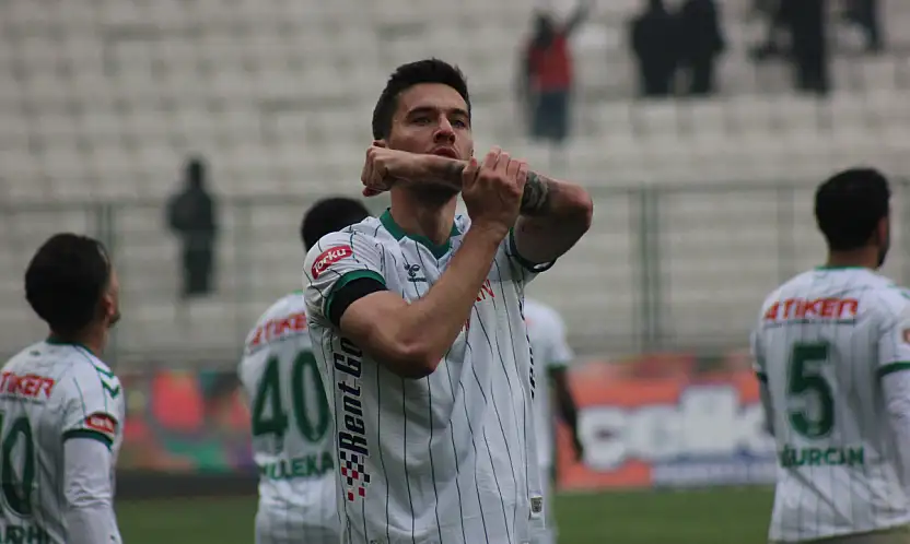 Konyaspor'un forvetinden açıklama! 'Bitirmemiz lazımdı'