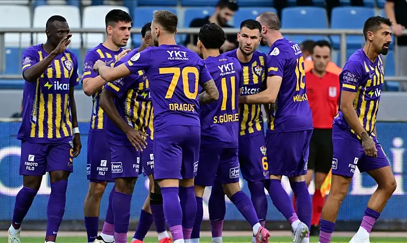 Konyaspor'un rakibinde işler karışık! Başkan tutuklu, hoca kovuldu, futbolcular kadro dışı