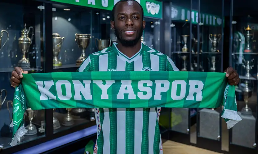 Konyaspor, yeni kanadını duyurdu! Tecrübeli Fransız'dan 2 yıllık imza