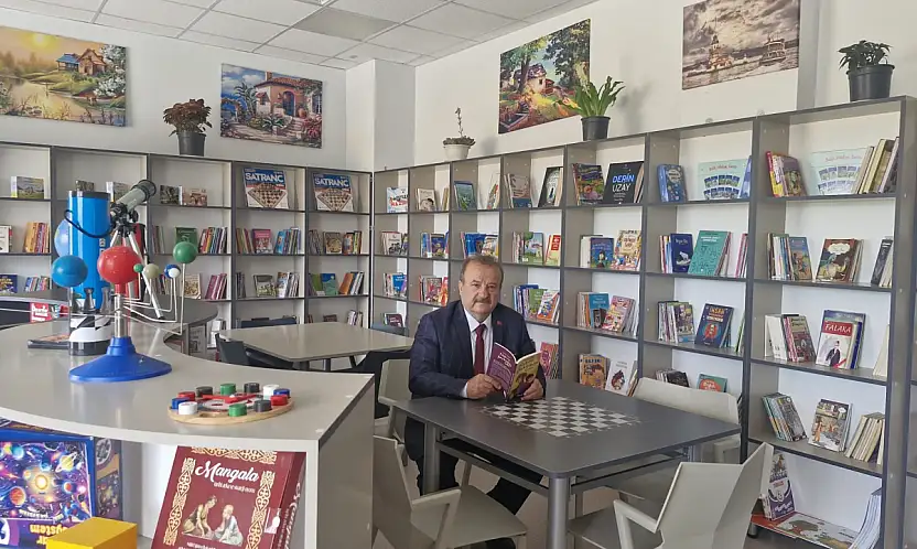 Kütahya'dan Konya'ya gönül köprüsü! Meram'a 2 bin kitaplık yeni kütüphane açıldı