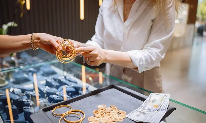 Kuyumcularda nakit devri kapanıyor: Altına bandrol sistemi geliyor!
