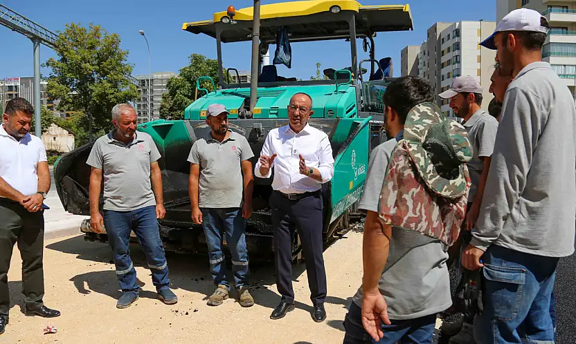 Meram'ın her mahallesinde değişim var! 7/24 mesai sürüyor!