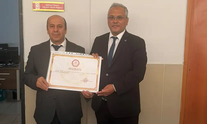 MHP Konya İl Başkanlığı Yönetimi, mazbatasını aldı
