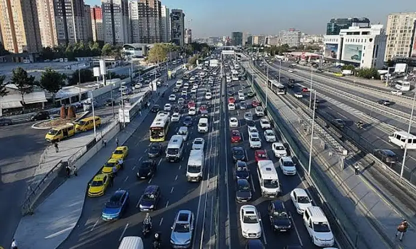 Ne beyaz ne siyah! Türkiye'de otomobil alanların ilk tercihi bu renk
