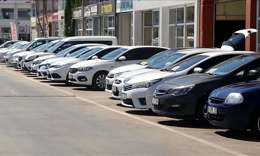 Piyasanın yeni hakimi 'yaşlı kurtlar': Alıcı model yılına değil, motora bakıyor!