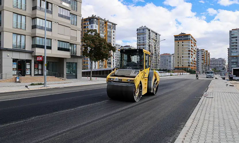 Selçuklu'da yollar yenileniyor, konfor artıyor