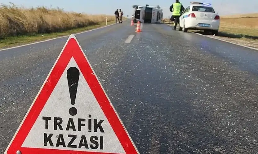 Son dakika! Konya yolunda otobüs ve otomobil çarpıştı: 1 ölü, 12 yaralı!