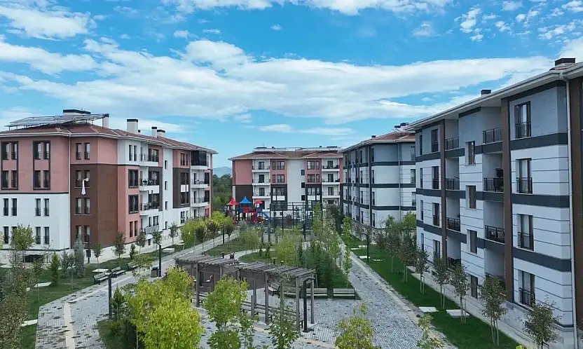 TOKİ taksiti ödeyenler dikkat! 2026 yılı artış oranları açıklandı!