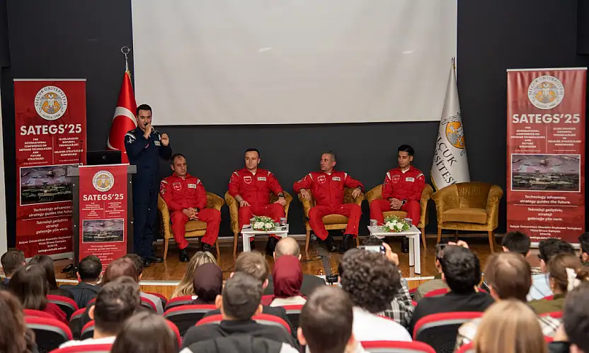 Türk Yıldızları, Selçuk Üniversitesinde!