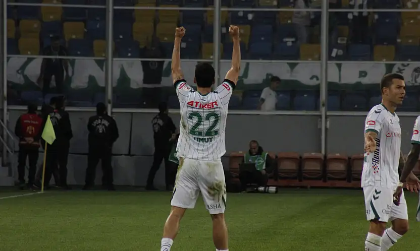 Umut Nayir, Konyaspor'dan ayrıldı!